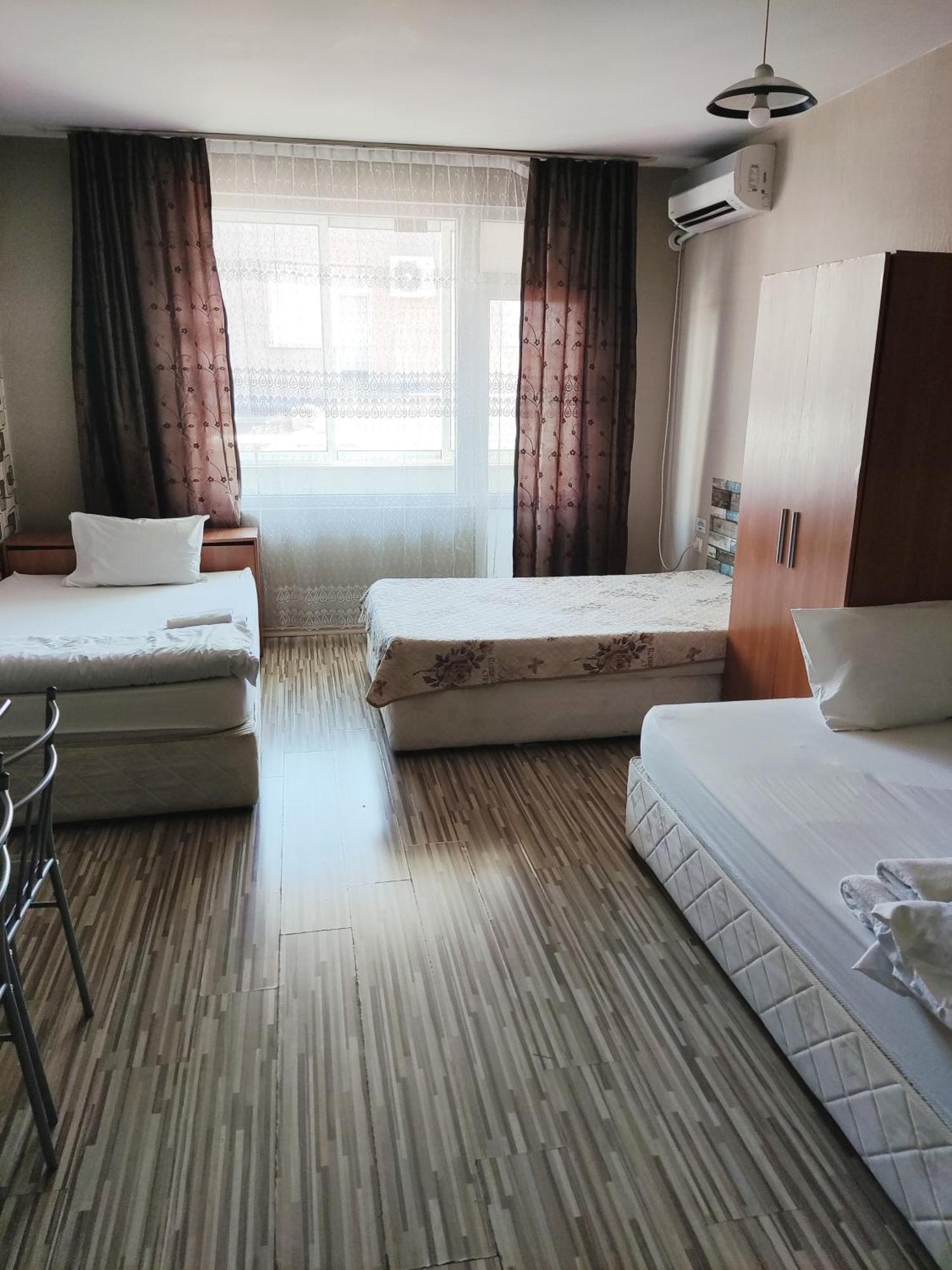 Pleven Rooms エクステリア 写真