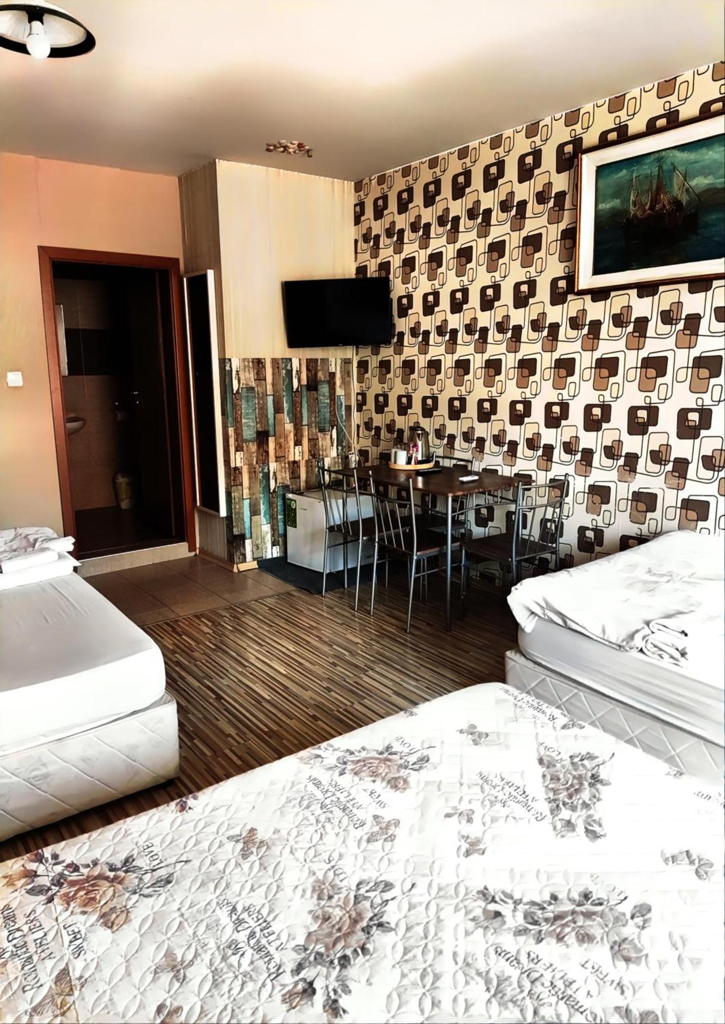 Pleven Rooms エクステリア 写真